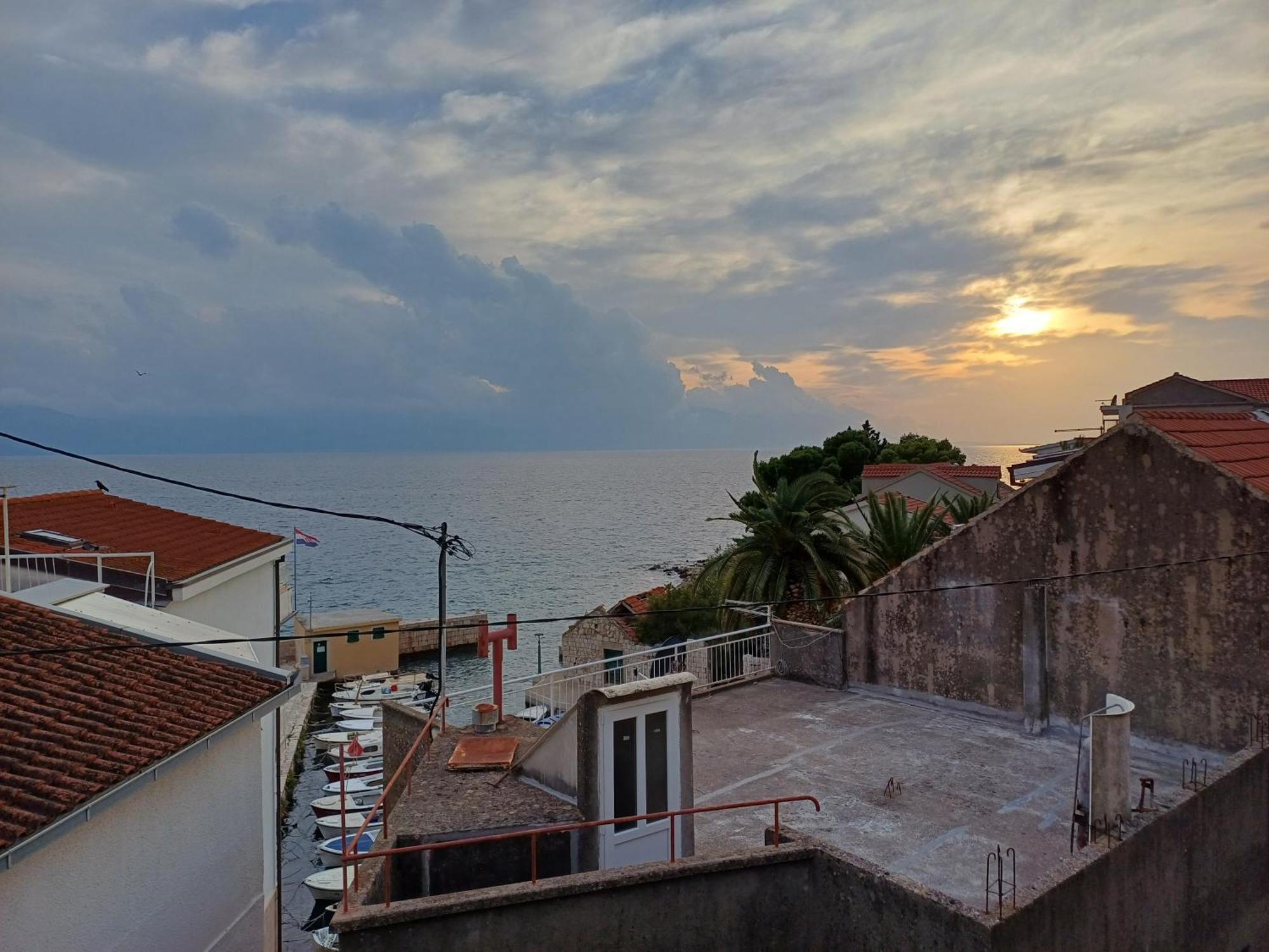 Lina Appartement Gradac  Buitenkant foto
